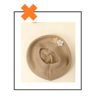 Kinder baret licht bruin/zand met vilten bloemen